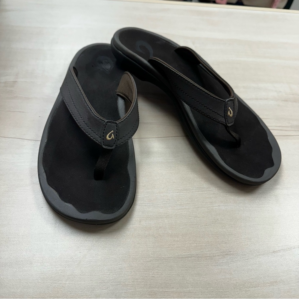 OluKai Brown Ohana Flip Flops